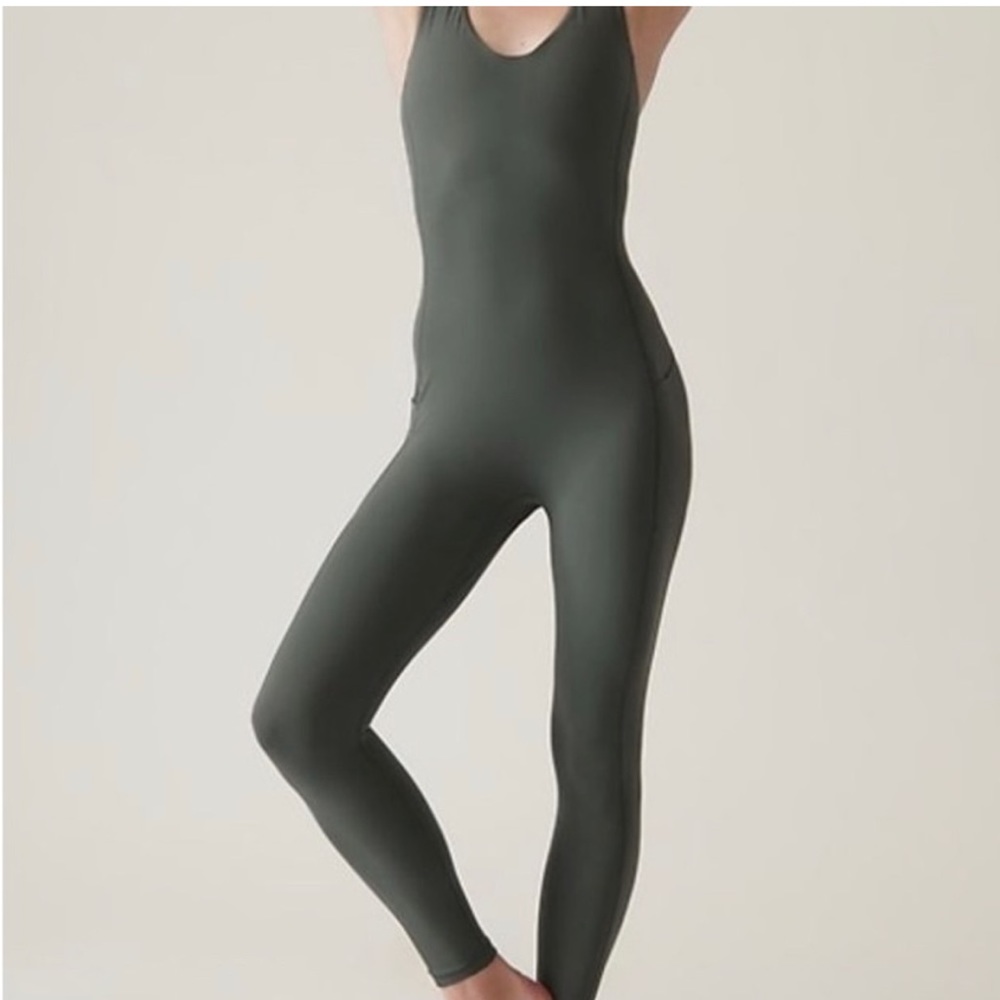 Athleta Transcend Bodysuit, Bali Green, Size Small